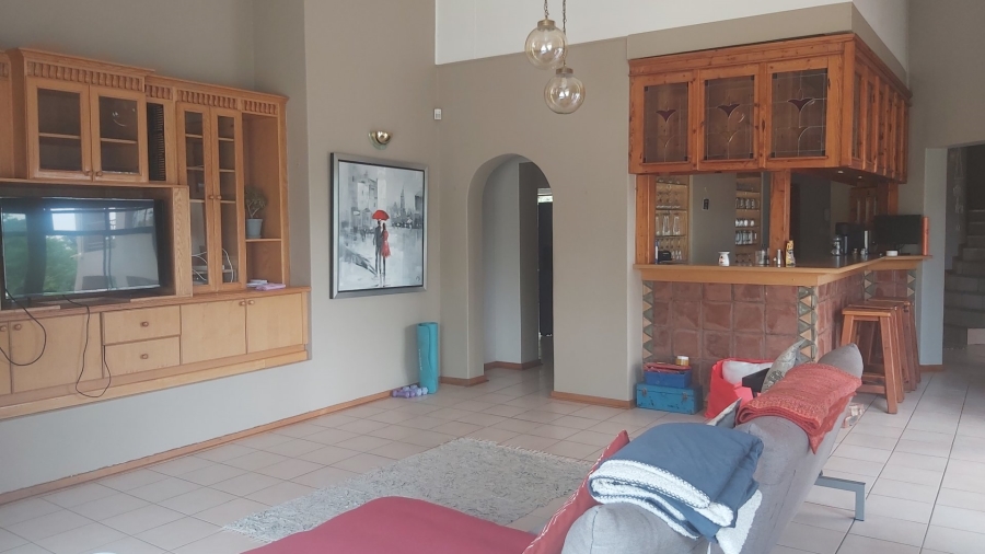 To Let 4 Bedroom Property for Rent in Roodewal Free State